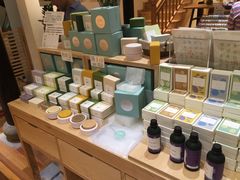 -猫的天空之城概念书店(杭州南宋御街店)