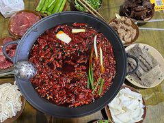 -黄潇洒老火锅(九眼桥宏济巷店)