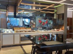 -大中华希尔顿酒店-念自助餐·海南美食·三文鱼