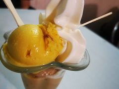 -古老冰山特色冰淇淋店(艾提尕尔店)