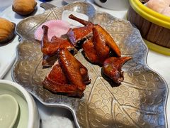蝴蝶里招牌乳鸽-蝴蝶里·粤菜·点心(龙湖天街&滨江店)