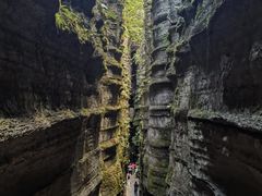 -梭布垭石林景区