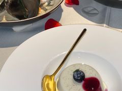 -MONICH牛排融合餐厅(和义大道购物中心店)