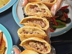 -伊带伊路新疆美食府(呼家楼店)