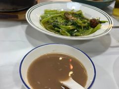 -明本湛江鸡•海鲜小厨(陈家祠店)