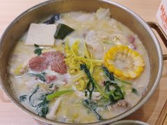 -阿上阿上麻辣香锅&麻辣烫(朝阳蓝色港湾店)