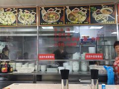 -华威达牛庄(黄埔大道西店)