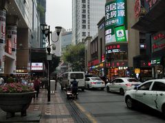 -八一好吃街·高品美食广场