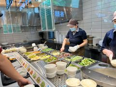 -荟选餐饮徐家汇社区食堂(徐虹北路店)