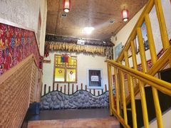 -靠山屯东北农家菜(八龙桥雅苑店)