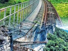 -鹿院坪生态旅游景区