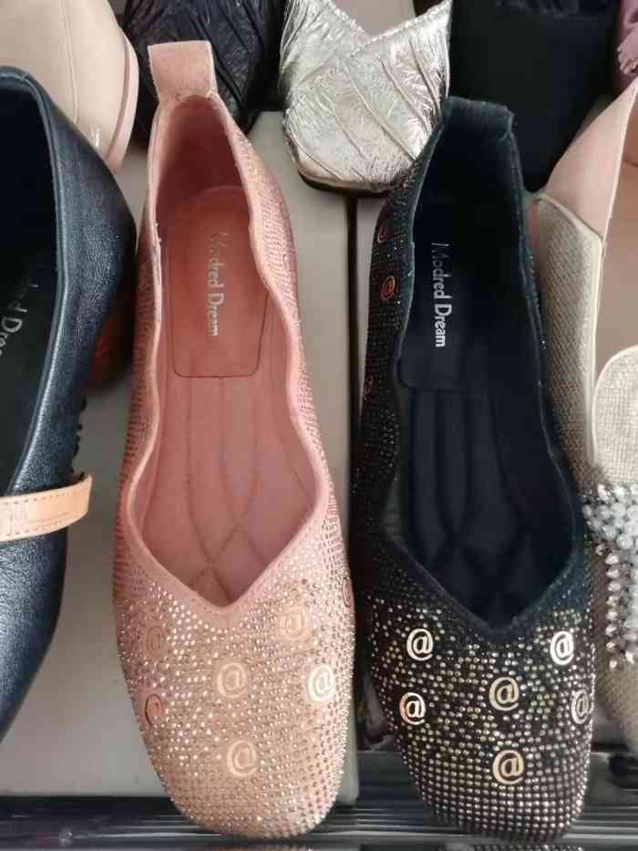 modreddream(八达岭奥特莱斯店)-"这家的鞋简直舒服极了 然后款式特别