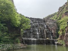 -龙潭大峡谷