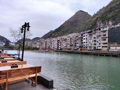 -古城苗家土菜馆(河景餐厅店)