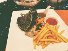 -武汉世茂希尔顿酒店·汇·全日餐厅
