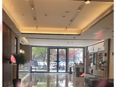 -杭州西湖湖滨银泰亚朵酒店