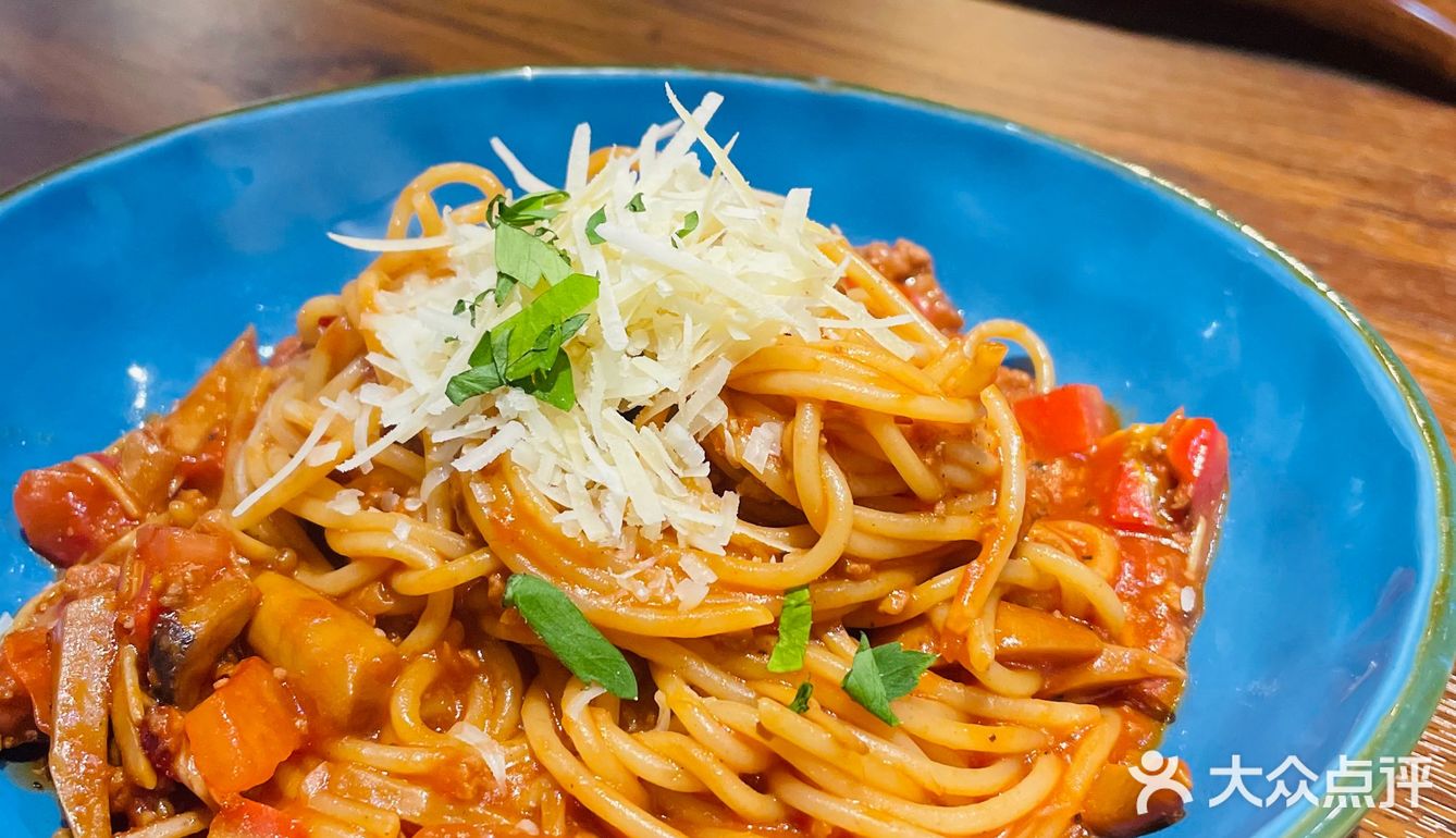 都给我去吃！我已经连续两天都来吃这家意粉