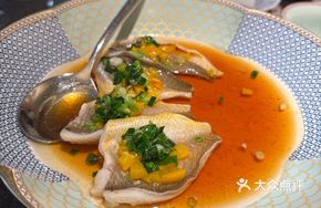 Steamed Deep-Sea Yellow Croaker with Huang Gong Pepper