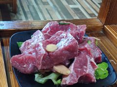 -陆记牛庄·碳锅龙虾烧烤(爱上花园店)