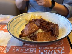 肉酱猪扒饭-大快活(丽丰店)
