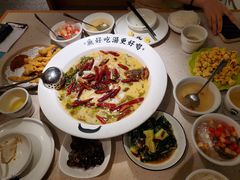 -江渔儿酸菜鱼(曜一城店)