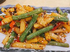 -维吾尔餐厅(宜山路店)