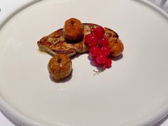 煎鹅肝配慢煮山楂-大董(环贸iapm店)