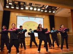 -上海财经大学附属北郊高级中学