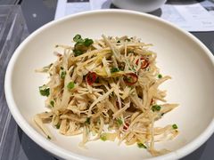 香葱拌笋衣-小大董·烤鸭(观景餐厅·南京西路店)