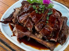 -小小饭店·休闲农庄·安吉松树林里的农家菜
