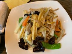 罗汉斋-三亚湾假日度假酒店·中餐厅
