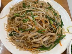 -正宗普宁豆干坊·洪记砂锅粥(红领巾路店)