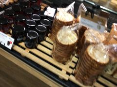 -巴黎贝甜(华堂新辰汇店)