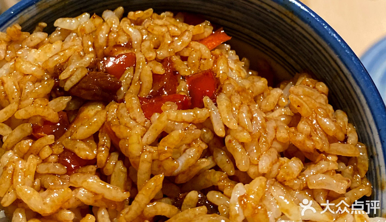 肉汤拌饭和臭豆腐是绝配，不信你试试。