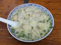 -胖子馄饨坊(天目大厦东南)