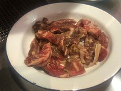 -马路牙子地桌烤肉(工体店)
