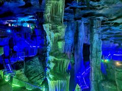 -泰安地下龙宫景区