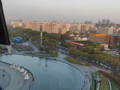 -上海虹桥中心爱琴海亚朵S酒店