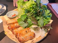 -大头虾越式风味餐厅(光明广场店)
