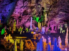 -泰安地下龙宫景区