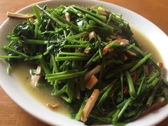 -云河农家乐饭店(福禄缘树山店)