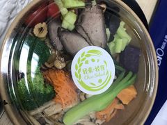 -轻素Chic Salad·轻食(万松园店)