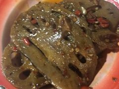 -老三样·美食研究中心(世贸路店)