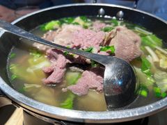 -全牛匠·乐山跷脚牛肉(新中关店)