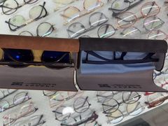 -朱师傅眼镜·蔡司·依视路·尼康(市先进店)