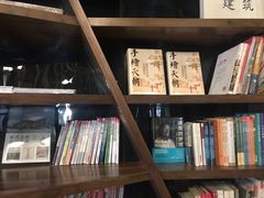 -钟书阁(松江泰晤士小镇店)