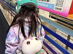 -乔波室内滑雪场
