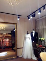 -LOVE SHINE婚纱·红鼎庄龙凤褂·妈妈装定制