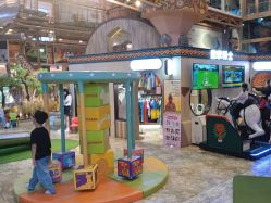 -卡通尼·Safari非洲探索乐园·生日会(金桥国际商业广场店)