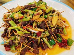 -邹胖哥好好吃餐馆(荔波美食街店)